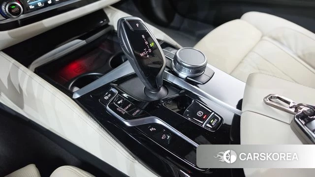 BMW 5 Series (G30) id 4650619 из Кореи 36