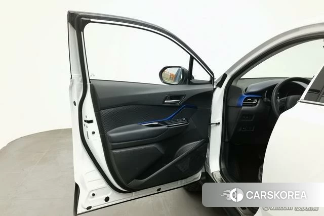 Toyota C-HR id 4279081 из Китая 22