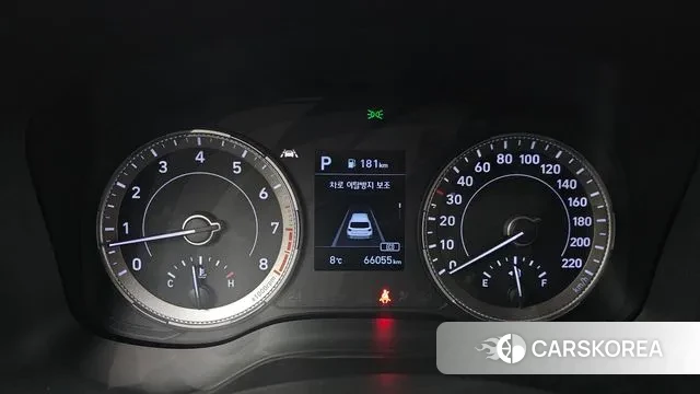 Hyundai Venue id 3692399 из Кореи 18