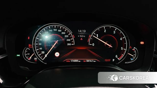 BMW 5 Series (G30) id 3880170 из Кореи 18