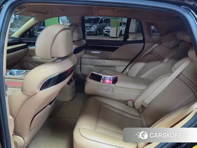 Genesis G90 (RS4) id 3492935 из Кореи 8