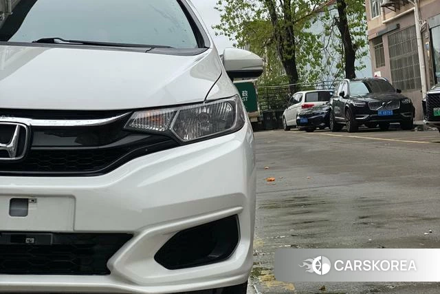 Honda Fit id 4240102 из Китая 16
