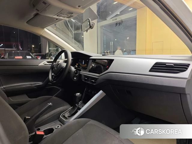 Volkswagen Polo id 4190386 из Китая 31
