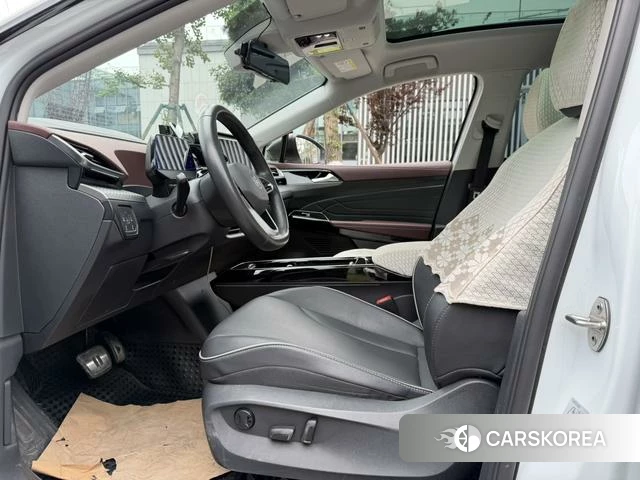 Volkswagen ID.6 X id 4366064 из Китая 12