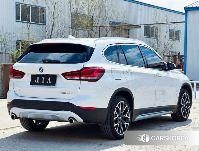 BMW X1 id 4259036 из Китая 17