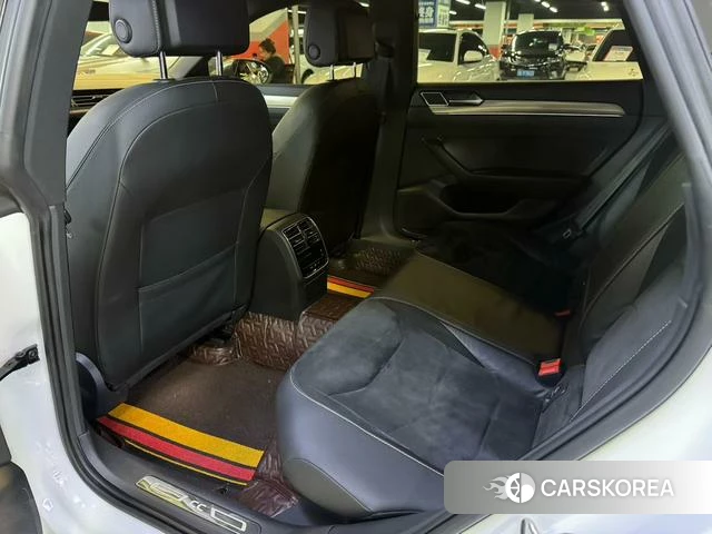 Volkswagen CC id 4242153 из Китая 11