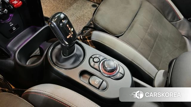 Mini Cooper S id 3910034 из Кореи 17