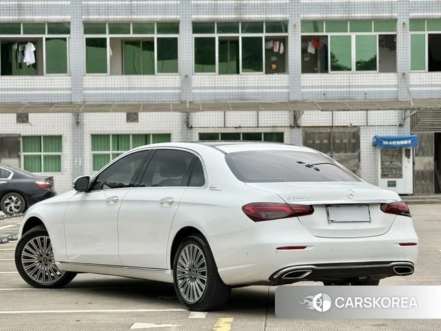 Mercedes-Benz E-class id 4264830 из Китая 14