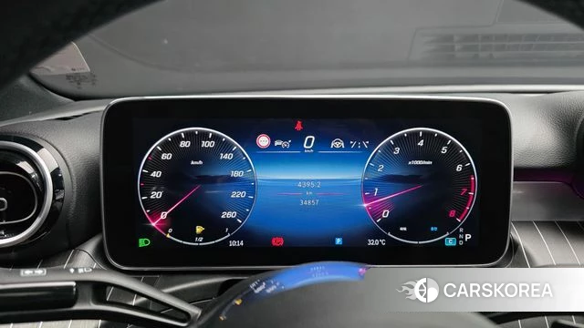 Mercedes-Benz C-Class W206 id 4640348 из Кореи 28