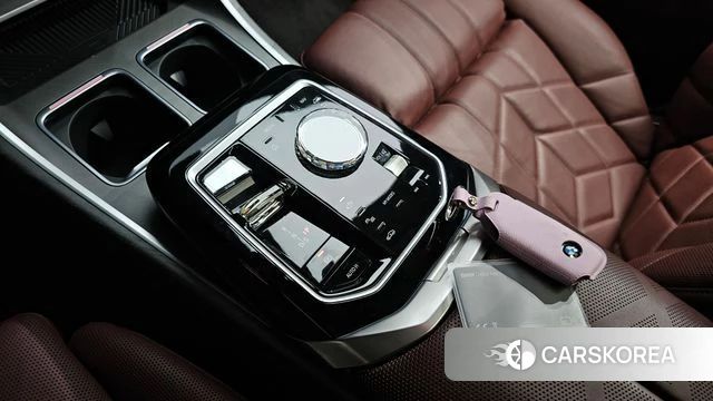BMW 7 Series (G70) id 4528433 из Кореи 46