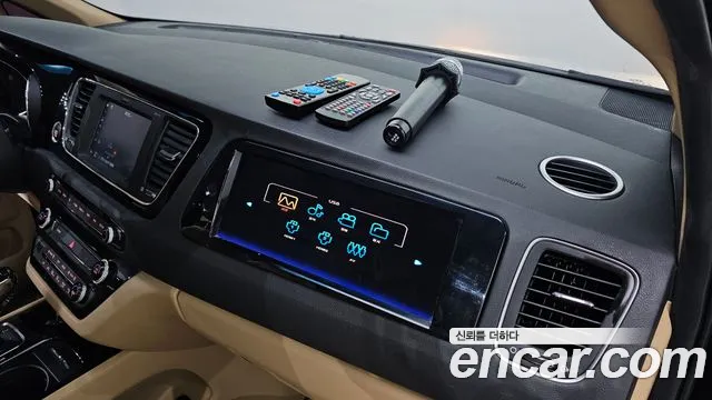 Kia All New Carnival id 2676549 из Кореи 18