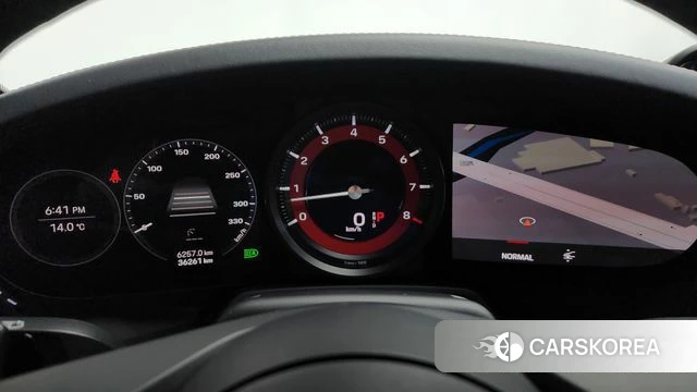 Porsche 911(992) id 3852234 из Кореи 18