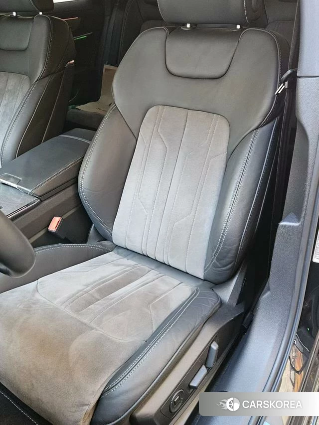Audi A6L id 4290341 из Китая 8