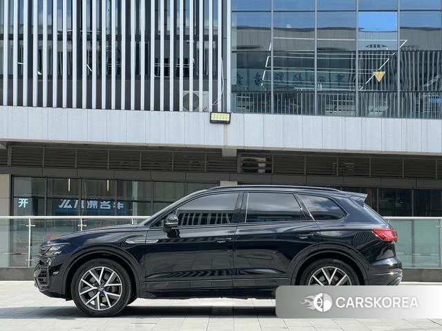 Volkswagen Touareg id 4259629 из Китая 22