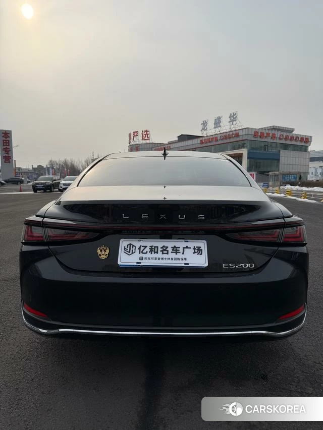 Lexus ES id 4208961 из Китая 9