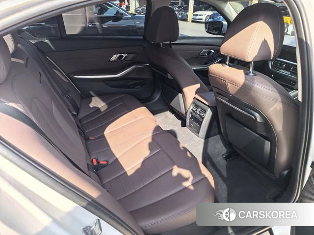 BMW 3 series id 4257831 из Китая 10