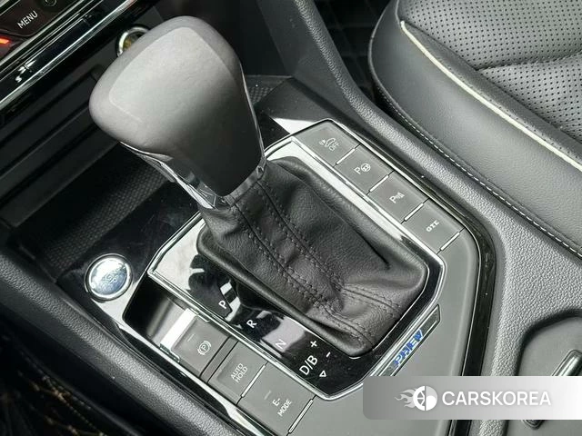 Volkswagen Tiguan L PHEV id 4261566 из Китая 17