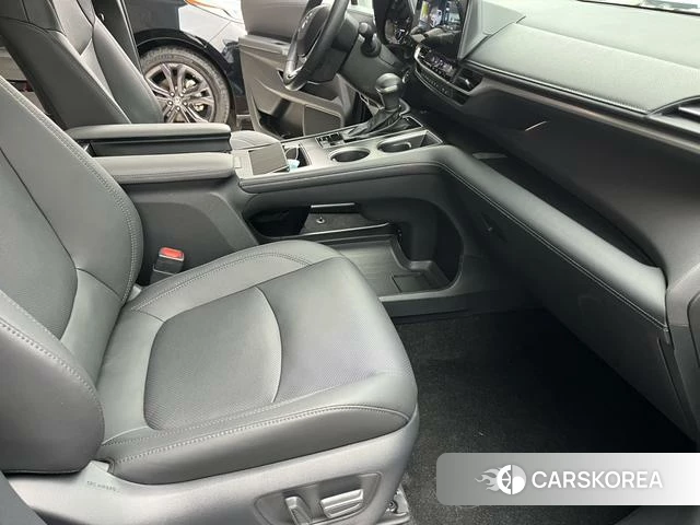 Toyota Saina id 4279038 из Китая 28