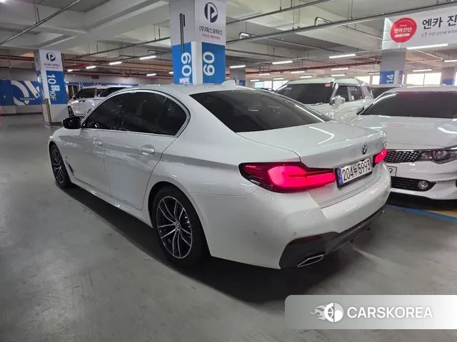 BMW 5 Series (G30) id 3487554 из Кореи 18