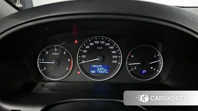 Hyundai The New Grand Starex id 4345823 из Кореи 28
