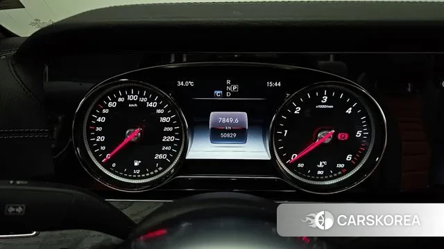 Mercedes-Benz E-Class W213 id 3161499 из Кореи 18