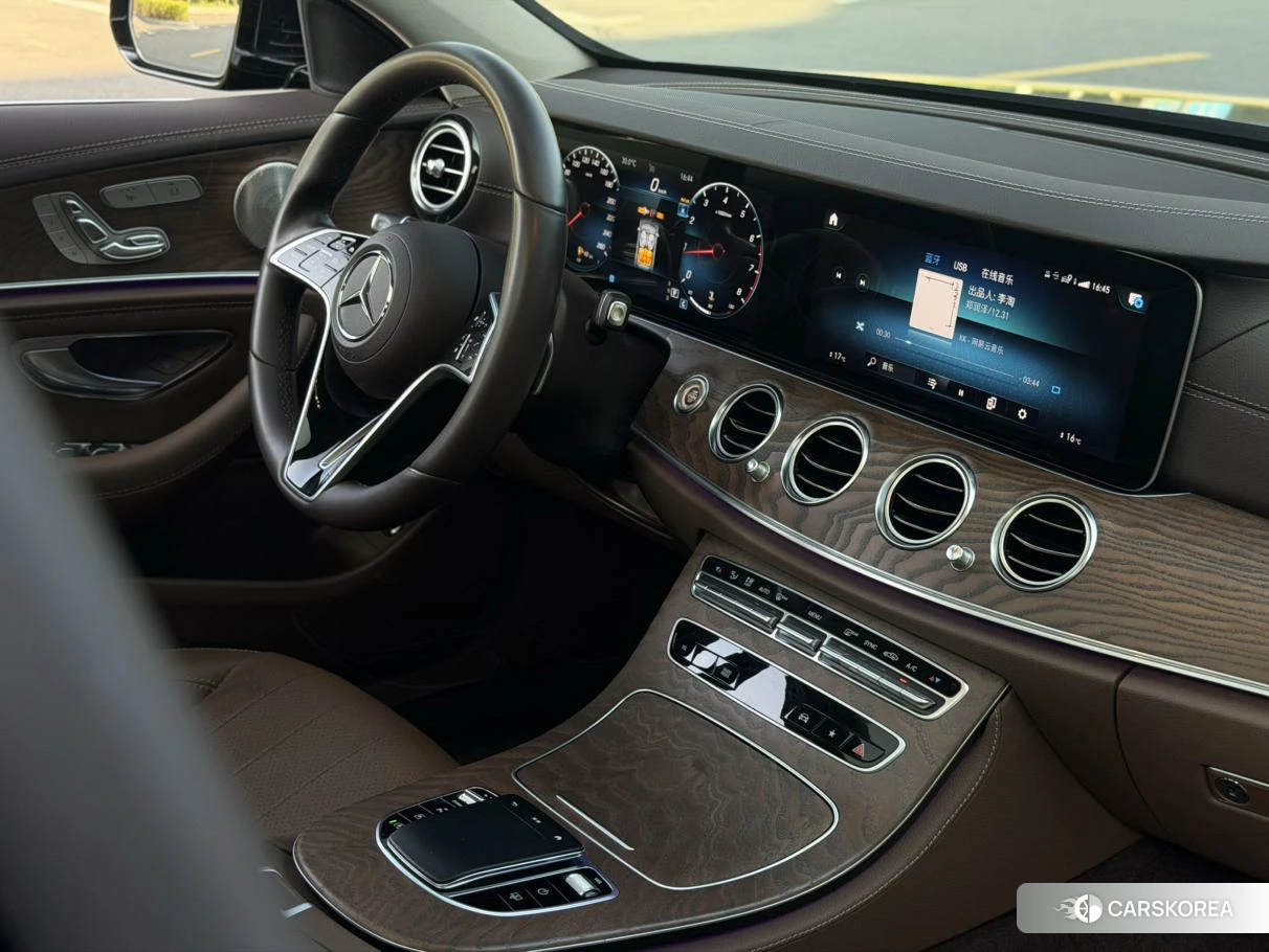 Mercedes-Benz E-class id 4452418 из Китая 20