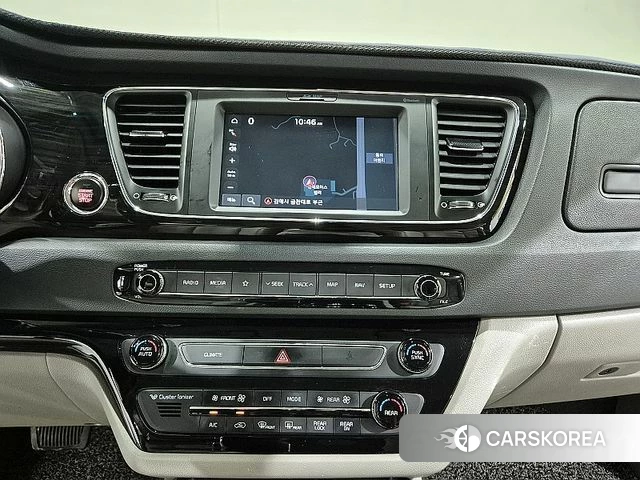 Kia The New Carnival id 4496865 из Кореи 18