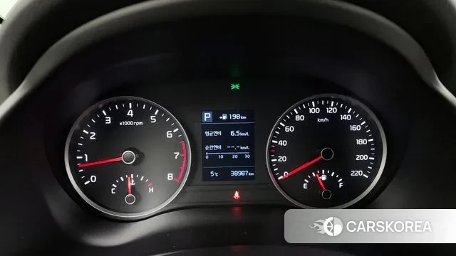 Kia Stonic id 3691773 из Кореи 18