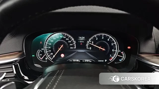 BMW 5 Series (G30) id 3284774 из Кореи 18