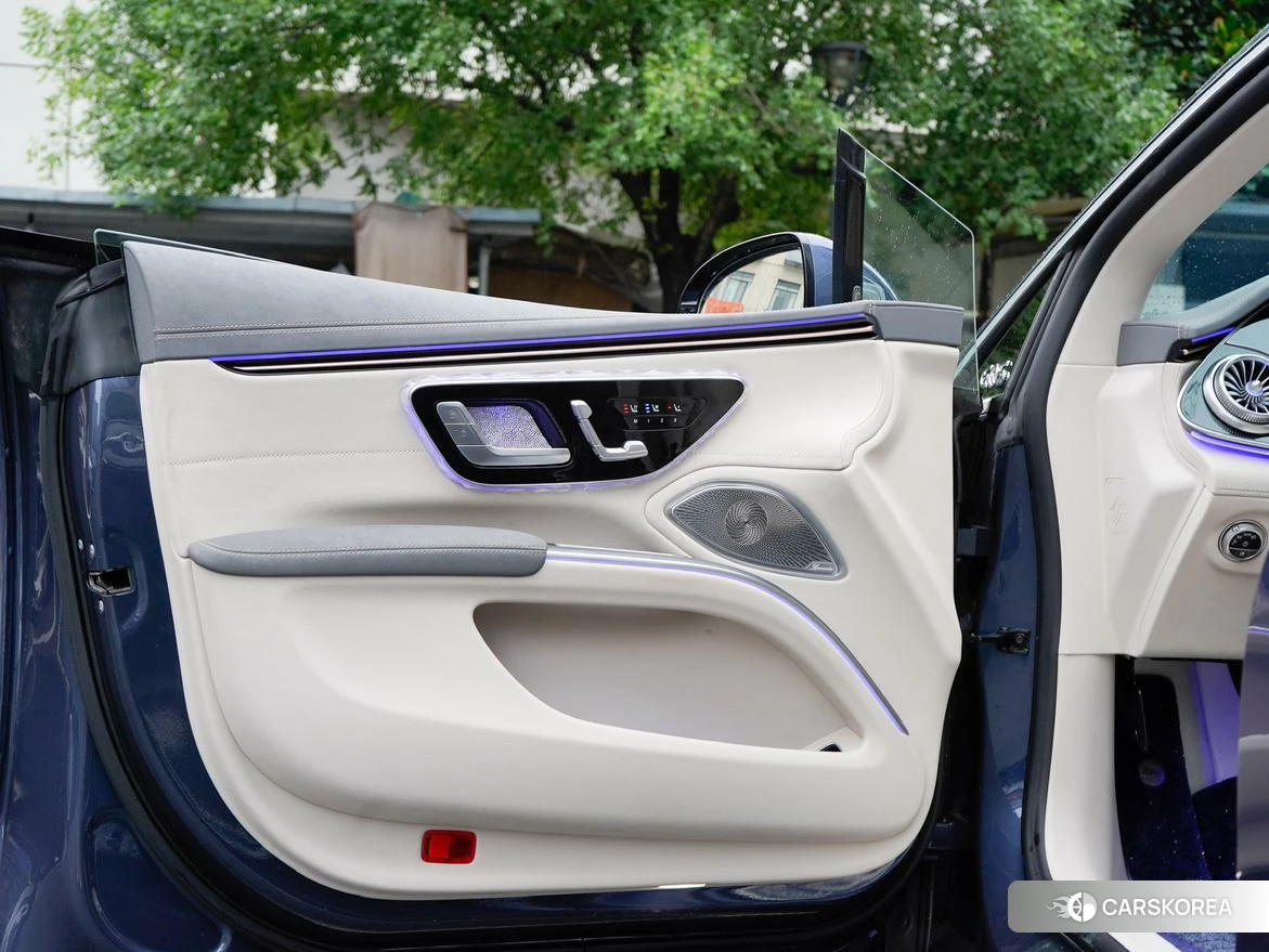 Mercedes-Benz EQS id 4498992 из Китая 16