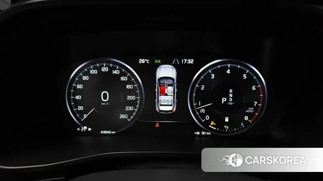 Volvo XC40 id 4780237 из Кореи 18