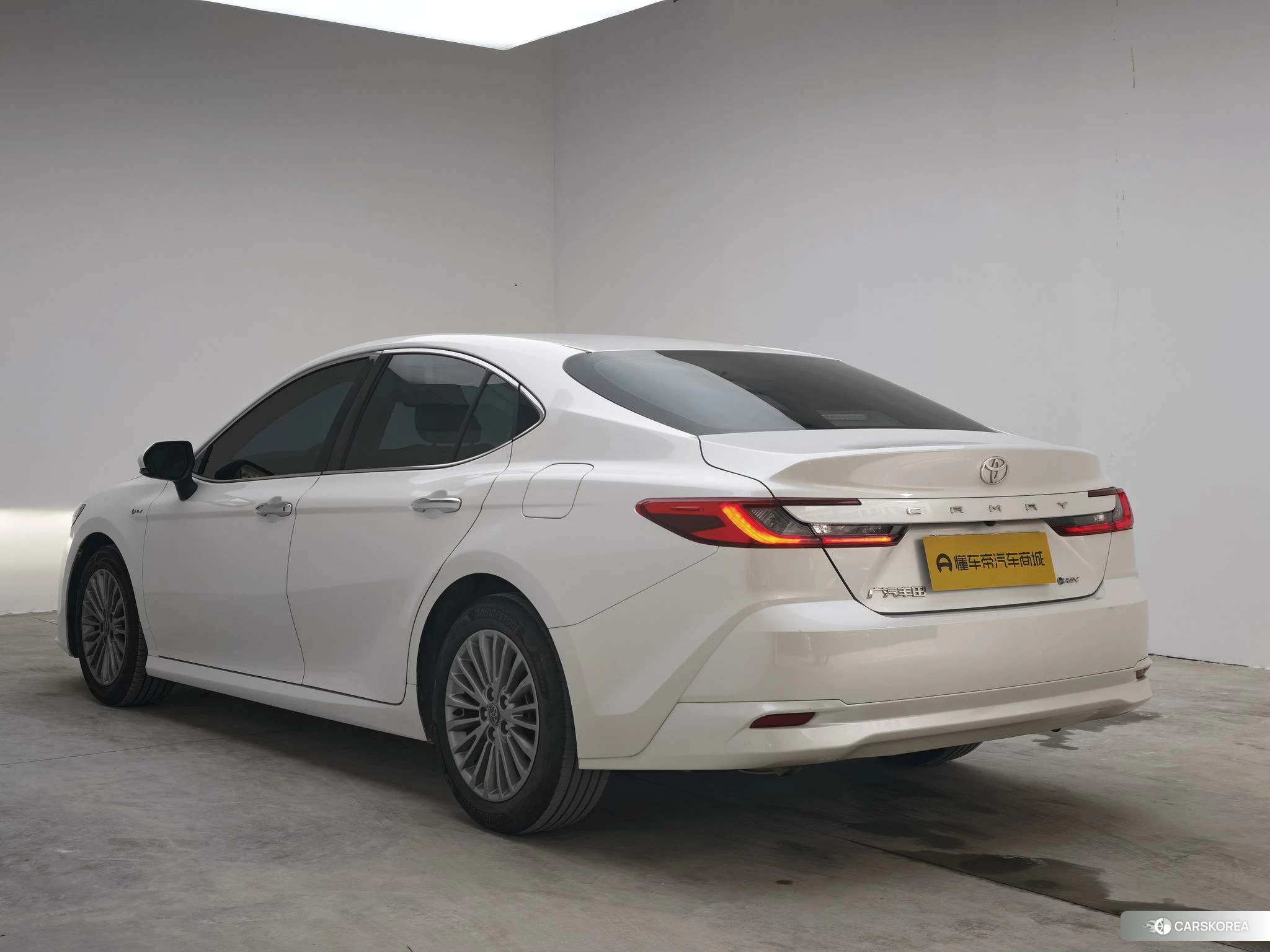 Toyota Camry id 4505058 из Китая 18