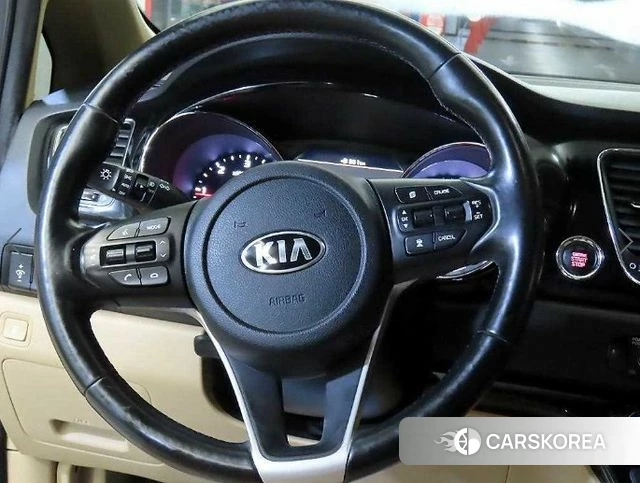 Kia The New Carnival id 4508585 из Кореи 18