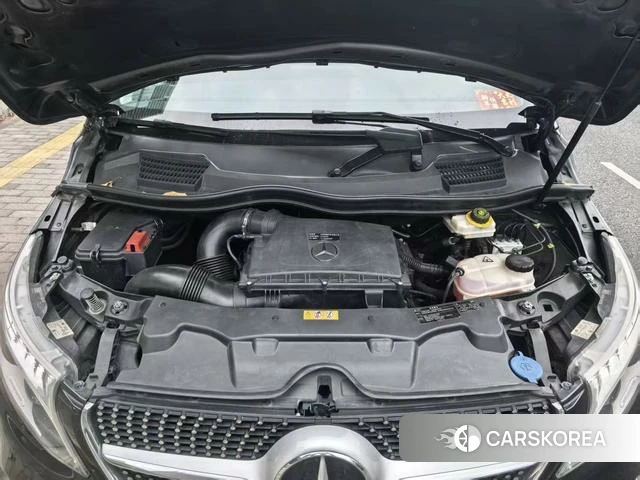Mercedes-Benz V-class id 3876217 из Китая 12