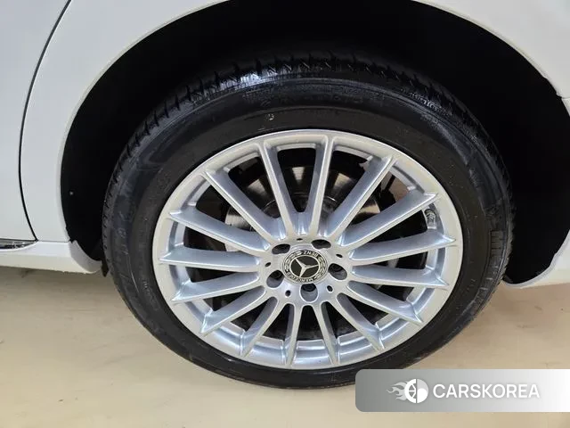 Mercedes-Benz E-Class W213 id 3747072 из Кореи 18