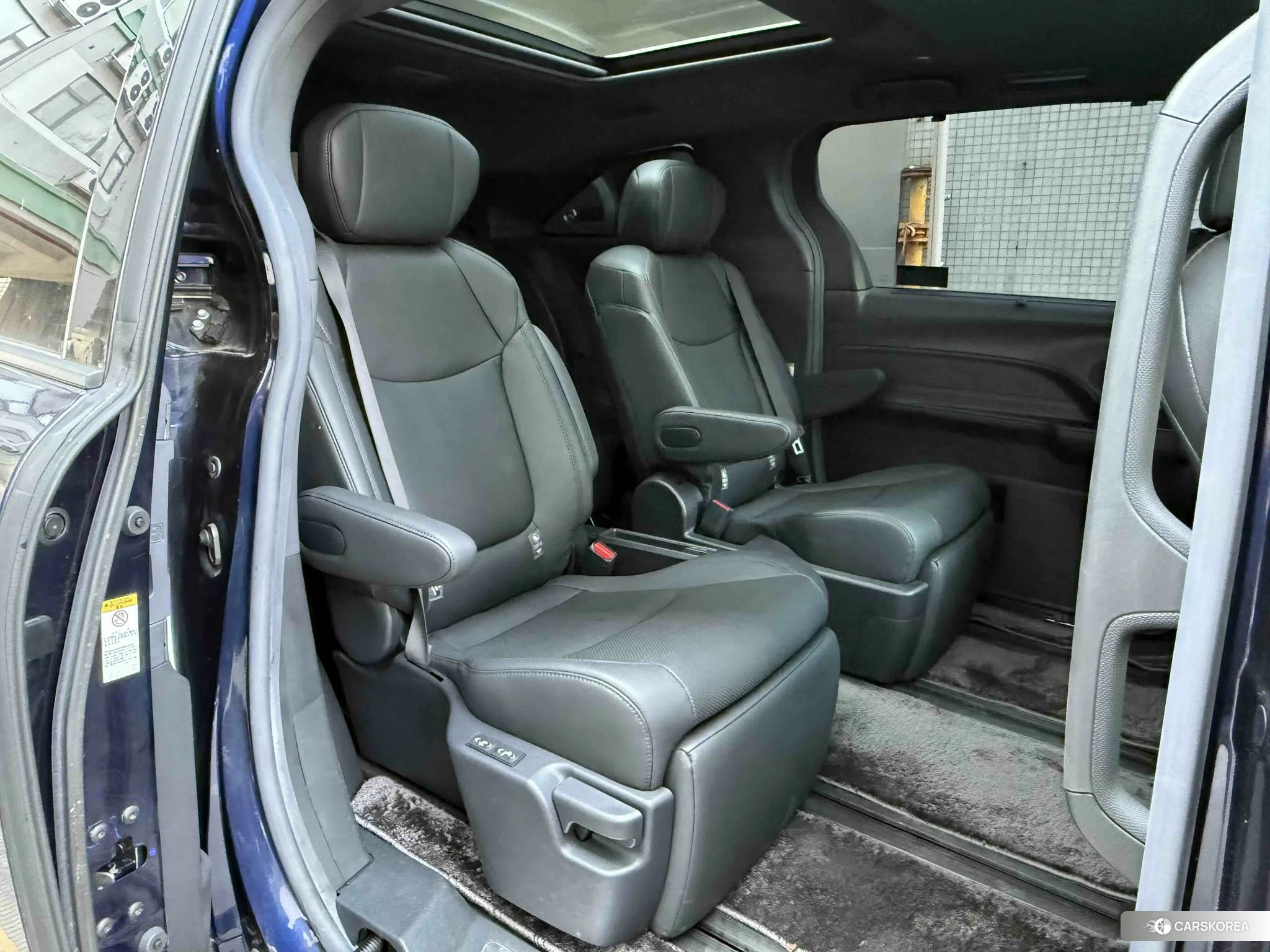 Toyota Saina id 4452560 из Китая 21