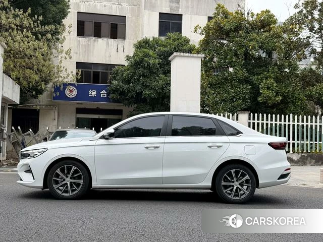 Geely Automobile Emgrand id 4241383 из Китая 17