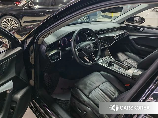 Audi A6L id 4207667 из Китая 9
