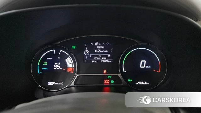 Kia Soul EV id 3845650 из Кореи 18