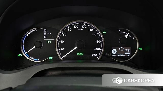 Lexus CT200h id 3937305 из Кореи 18