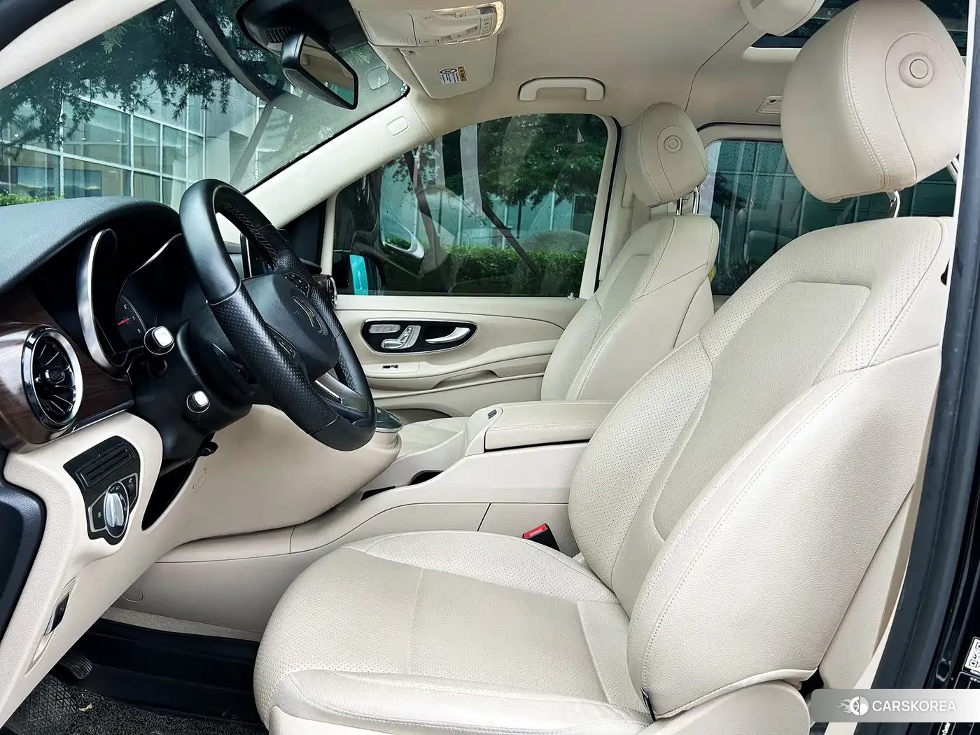 Mercedes-Benz V-Class id 4599666 из Китая 13