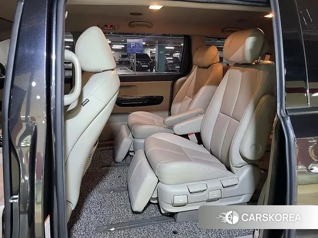 Kia The New Carnival id 3434688 из Кореи 18