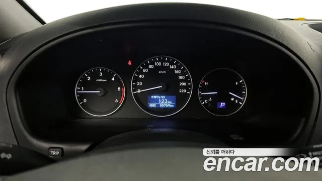 Hyundai The New Grand Starex id 2886696 из Кореи 18