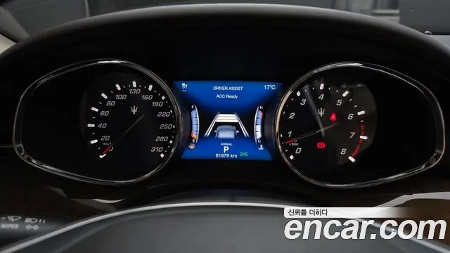 Maserati Quattroporte id 2650121 из Кореи 18