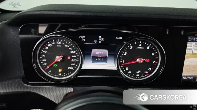 Mercedes-Benz E-Class W213 id 3583031 из Кореи 18