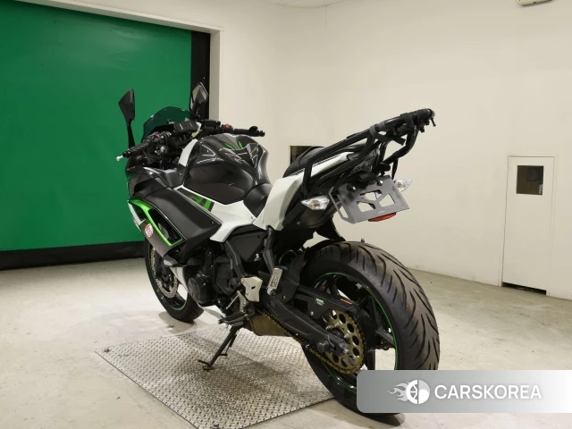 Kawasaki NINJA 650 ABS id 4387006 из Японии 8