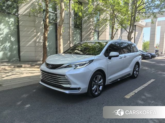Toyota Saina id 4307697 из Китая 8