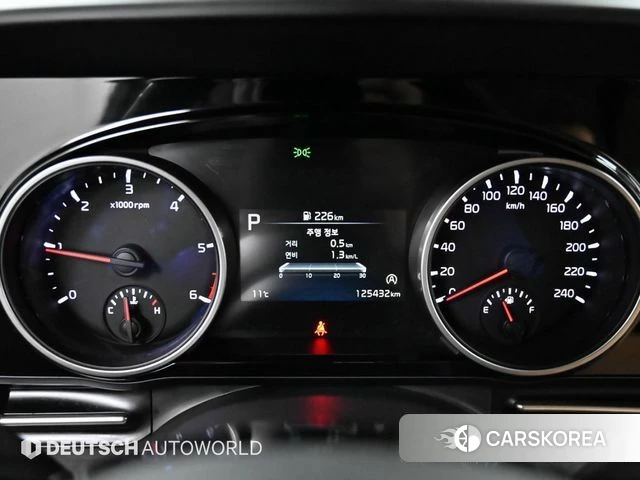Kia Carnival 4th generation id 4268146 из Кореи 18