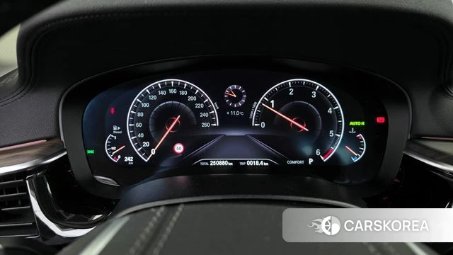 BMW 5 Series (G30) id 3795746 из Кореи 18