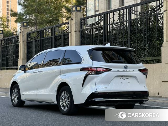 Toyota Saina id 4260666 из Китая 19